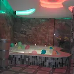 ホテル Discret & Restaurant 2*