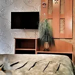Discret & Restaurant 2*