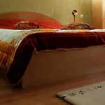 Discret & Restaurant 2*