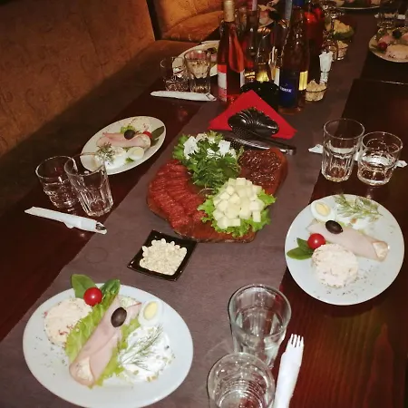 Hotel Discret & Restaurant 2*