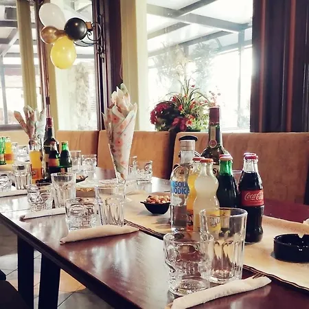 Discret & Restaurant 2* Vladaya