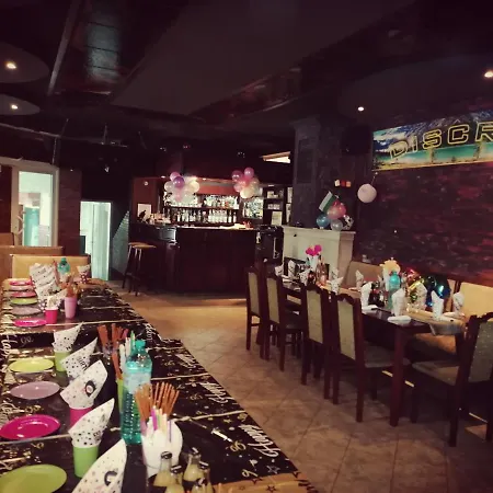 Hotel Discret & Restaurant