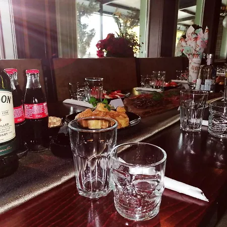 Discret & Restaurant Hotel