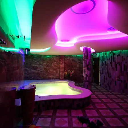 Discret & Restaurant Vladaya