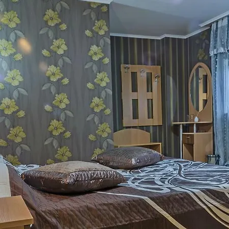 Discret & Restaurant 2*