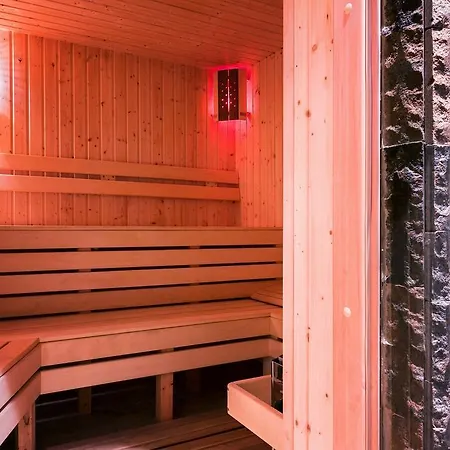 Hotel Discret & Restaurant 2*