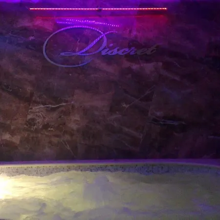 Discret & Restaurant فندق Vladaya