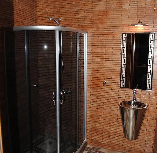 Hotel Discret & Restaurant