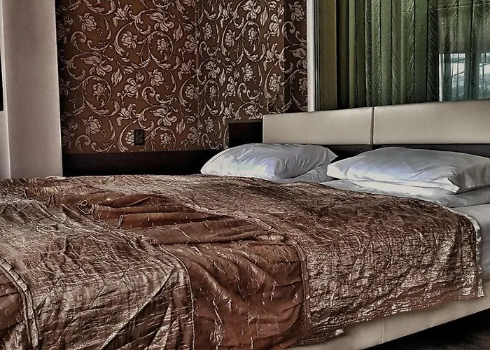 Discret & Restaurant Hotel Vladaya