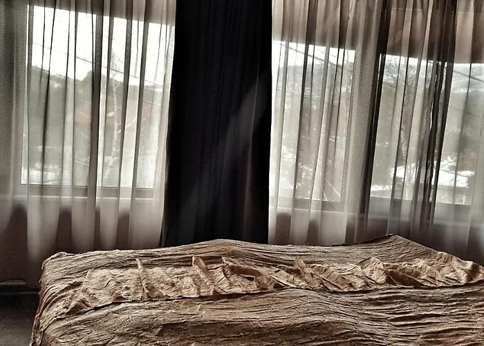 Discret & Restaurant 2*