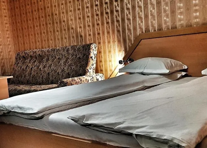 Discret & Restaurant 2*