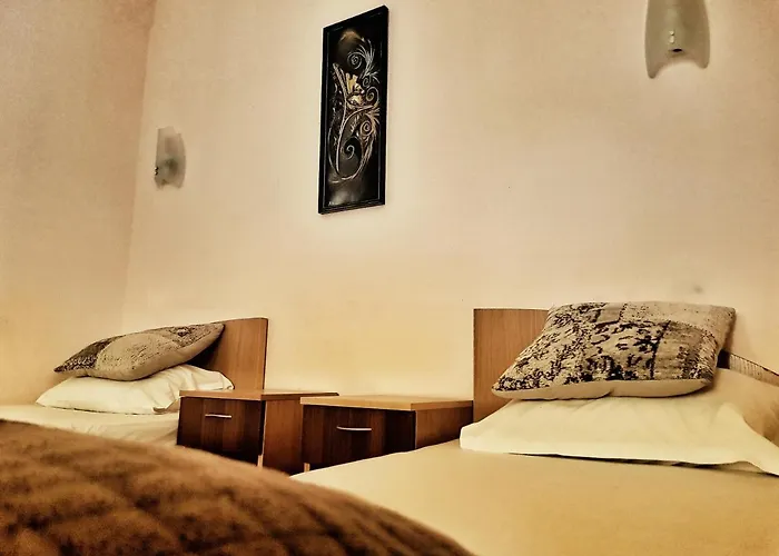 Discret & Restaurant 2*